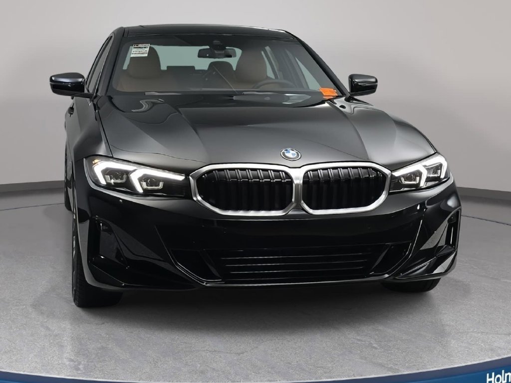Used 2026 BMW 330i xDrive Sedan w/ Premium Package AWD/4WD image 2
