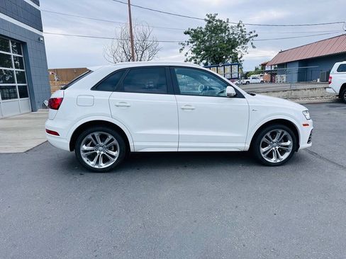 Used 2018 Audi Q3 2.0T Premium w/ Convenience Package FWD image 8