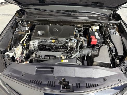 Used 2022 Toyota Camry SE FWD image 25