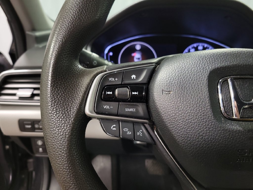 Used 2018 Honda Accord LX image 24