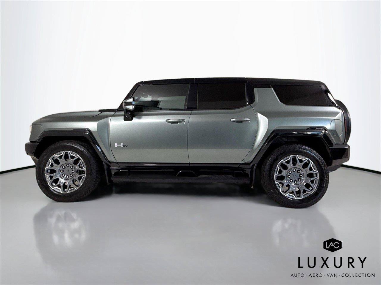 Used 2024 GMC Hummer EV 3X AWD/4WD image 9