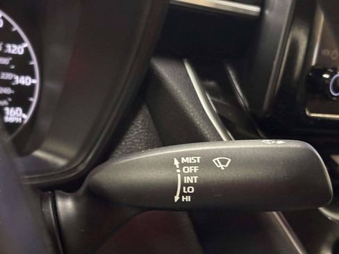 Used 2023 Toyota Corolla LE FWD image 30