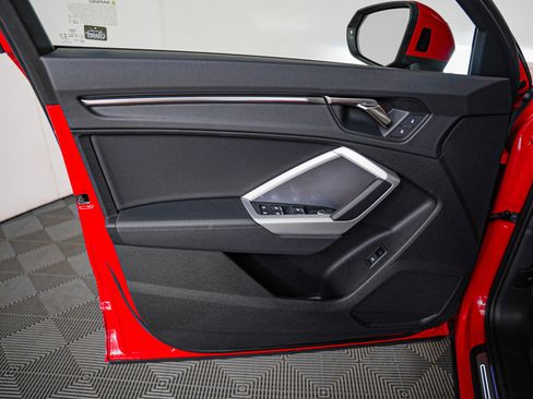 Used 2023 Audi Q3 2.0T Premium image 23