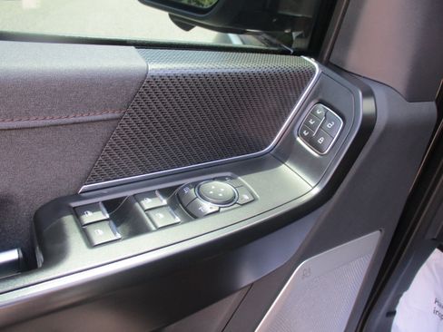 Used 2022 Ford F150 Raptor w/ Raptor 37 Performance Package AWD/4WD image 15