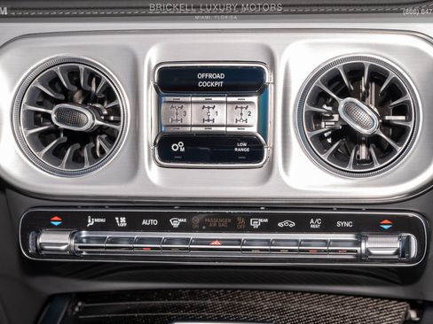 Used 2025 Mercedes-Benz G 63 AMG 4MATIC image 23