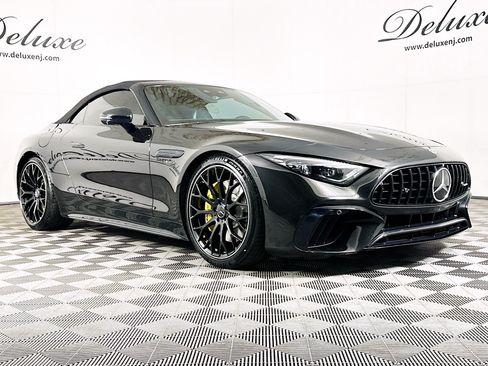 Used 2022 Mercedes-Benz SL 55 AMG 4MATIC image 1
