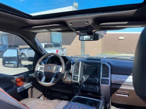 Used 2017 Ford F350 King Ranch w/ King Ranch Ultimate Package image 30