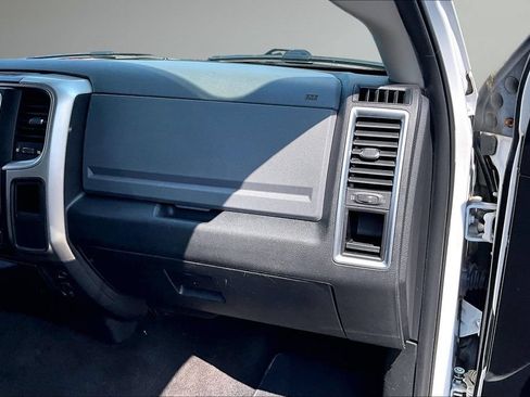 Used 2018 RAM 2500 SLT w/ Snow Chief Group AWD/4WD image 26