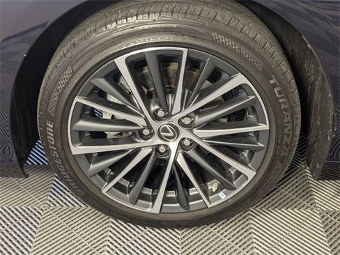 Used 2023 Lexus ES 350 w/ Premium Package image 8