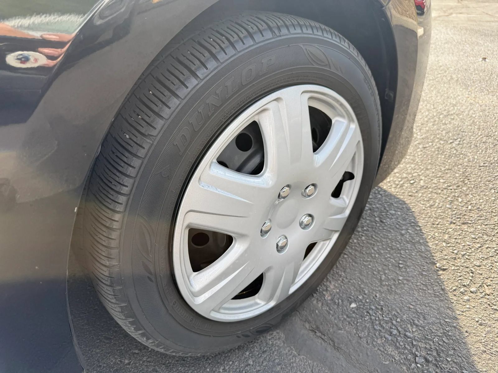 Used 2018 Toyota Corolla LE FWD image 21