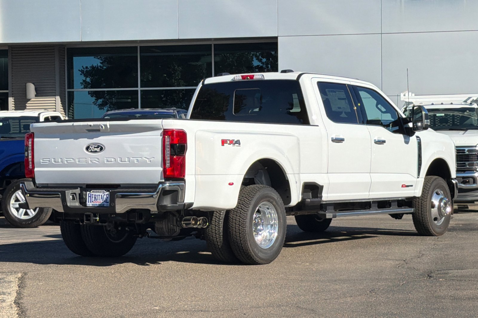 New 2027 Ford F350 Lariat w/ Lariat Premium Package AWD/4WD image 4