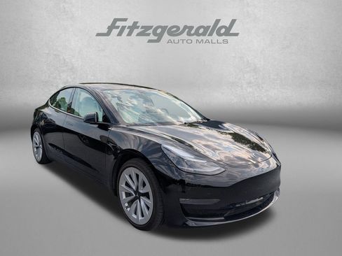 Used 2022 Tesla Model 3 Long Range AWD/4WD image 1