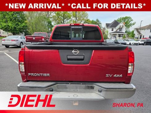 Used 2016 Nissan Frontier SV AWD/4WD image 6