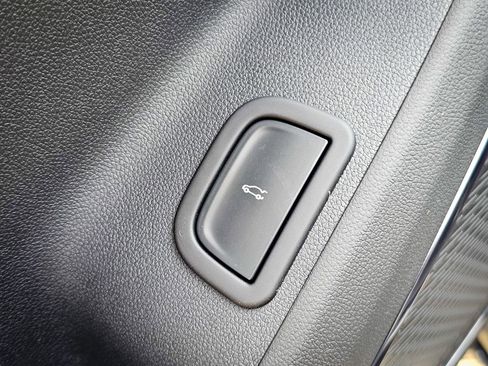 New 2026 GMC Acadia AT4 image 15