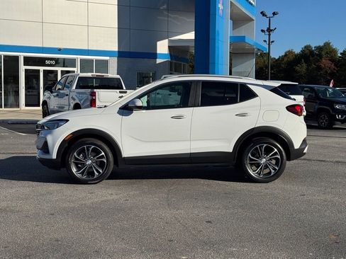 Used 2022 Buick Encore GX Select image 6