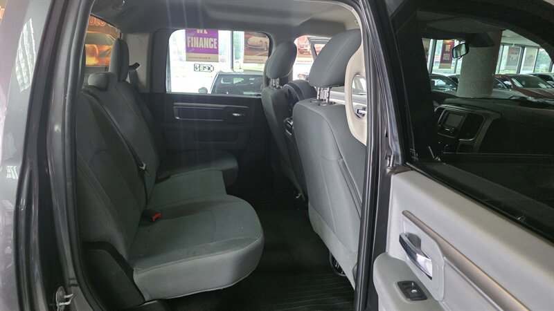 Used 2017 RAM 1500 Classic SLT AWD/4WD image 20