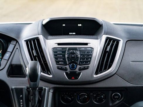Used 2019 Ford Transit 150 XLT image 16