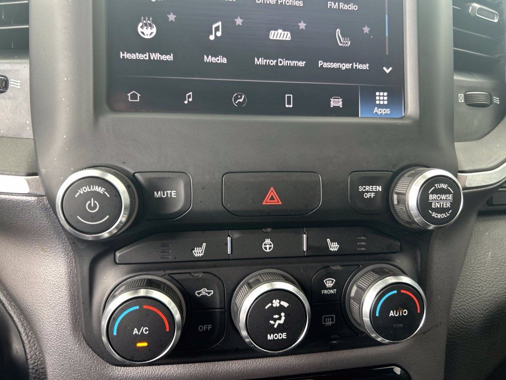 Used 2022 RAM 1500 Big Horn RWD image 38