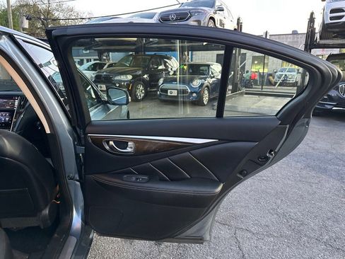Used 2019 INFINITI Q50 Luxe w/ Essential Package (3.0T Luxe) image 10