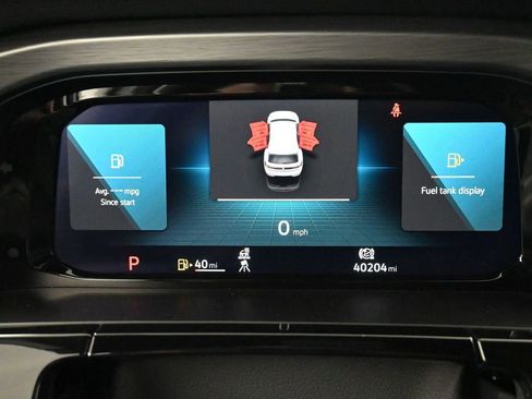 Used 2025 Volkswagen Atlas Cross Sport SE image 34