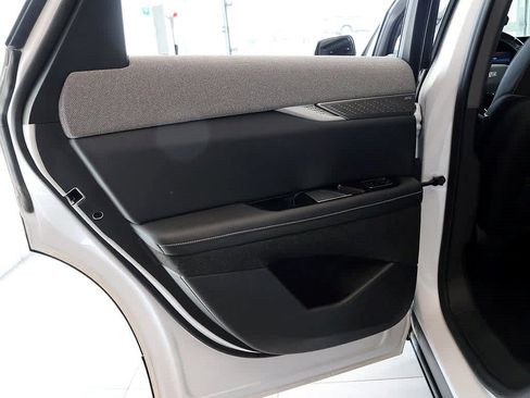 Used 2025 Cadillac Optiq Luxury 2 w/ LPO, Floor Liner Package AWD/4WD image 18