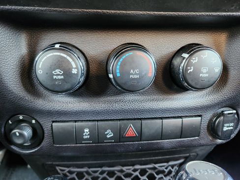 Used 2014 Jeep Wrangler Sport w/ Quick Order Package 24S image 17