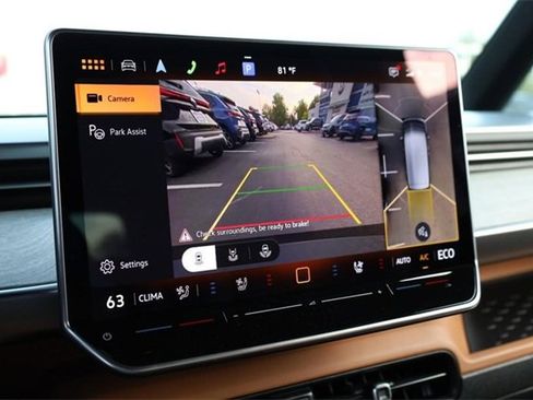 New 2025 Volkswagen ID. Buzz Pro S Plus image 16