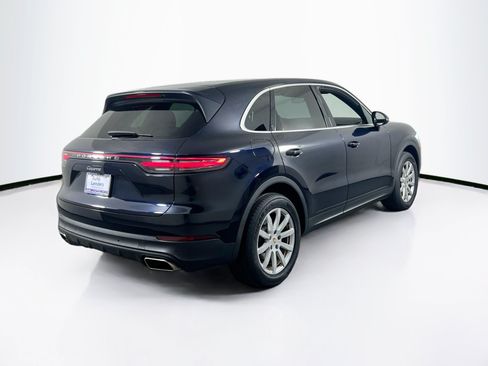 Used 2021 Porsche Cayenne AWD/4WD image 5