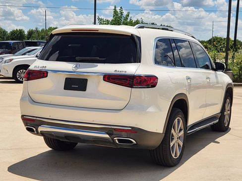 Used 2022 Mercedes-Benz GLS 450 4MATIC image 9
