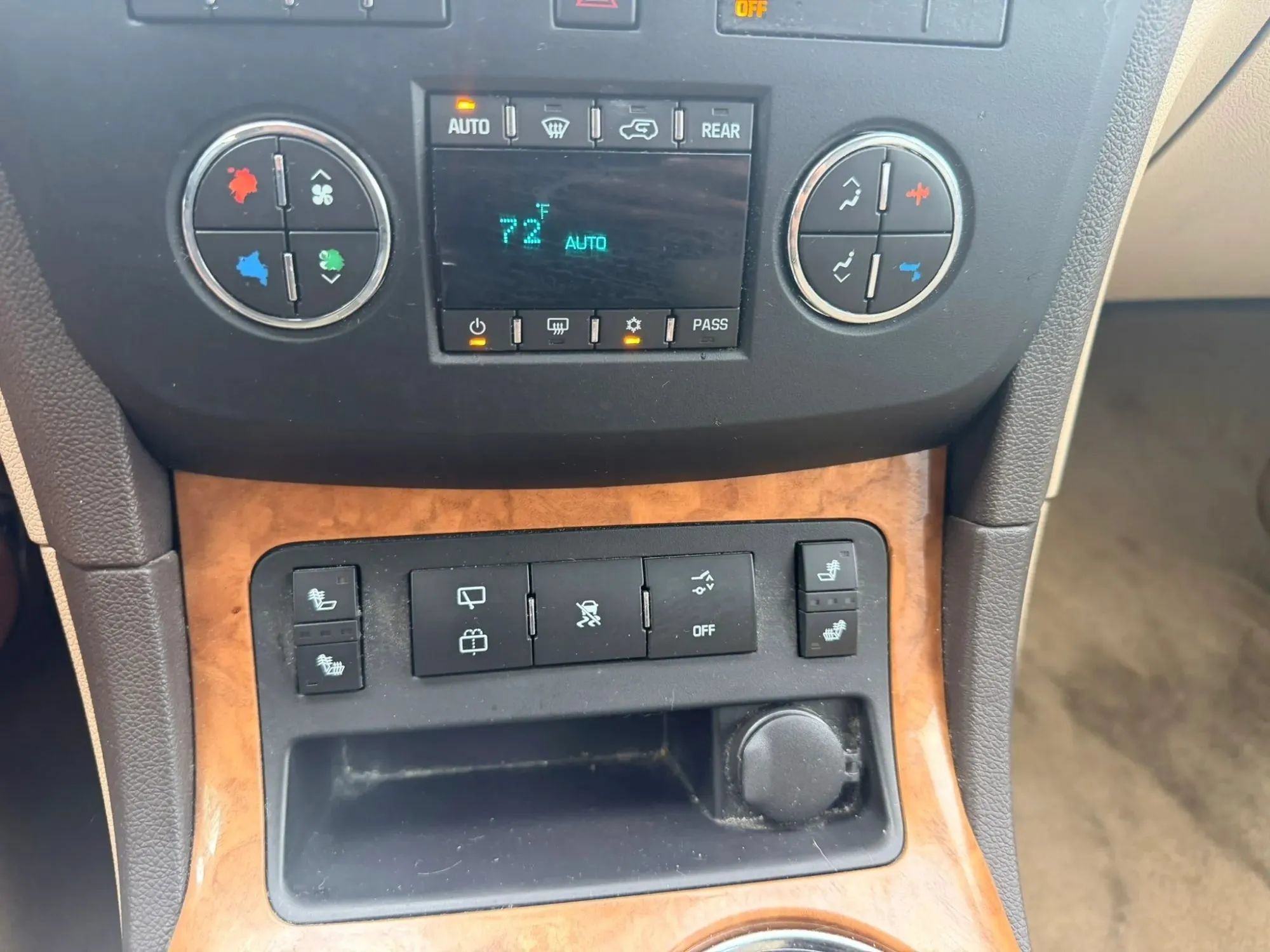 Used 2012 Buick Enclave Leather FWD image 13