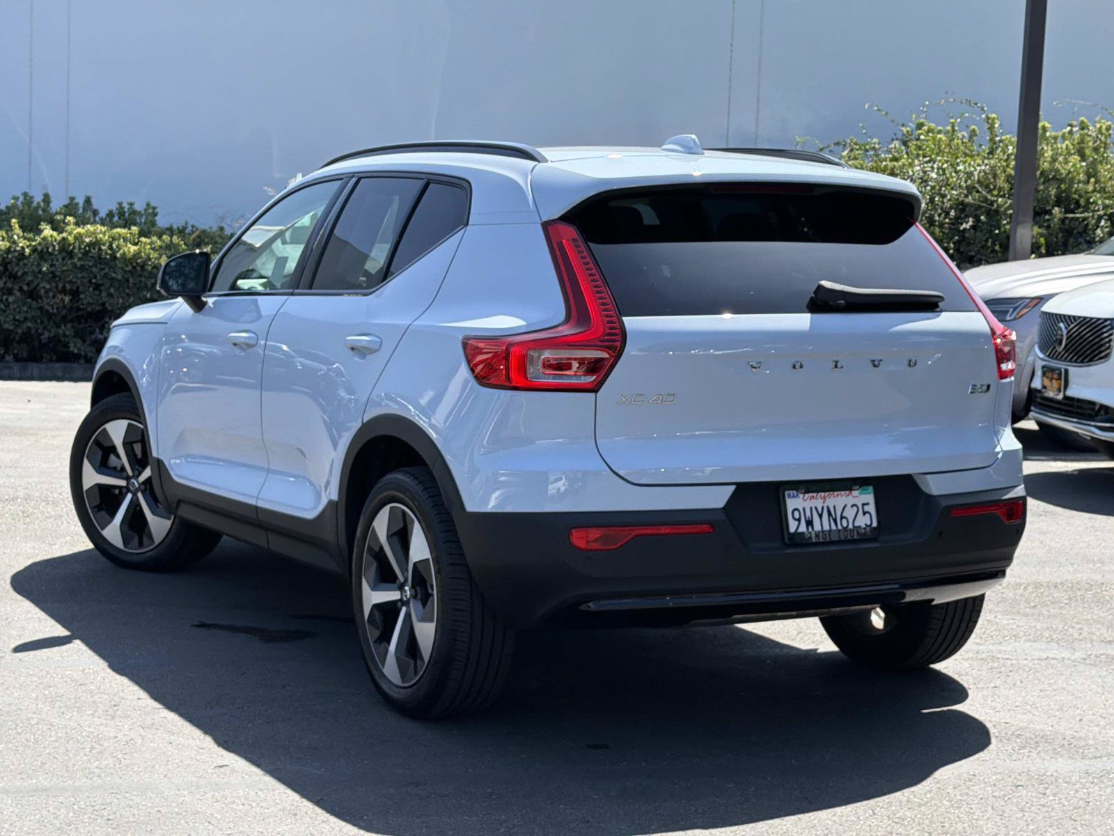 Used 2026 Volvo XC40 B5 Plus w/ Protection Package Premier AWD/4WD image 7
