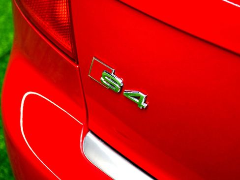 Used 2004 Audi S4 Sedan image 12