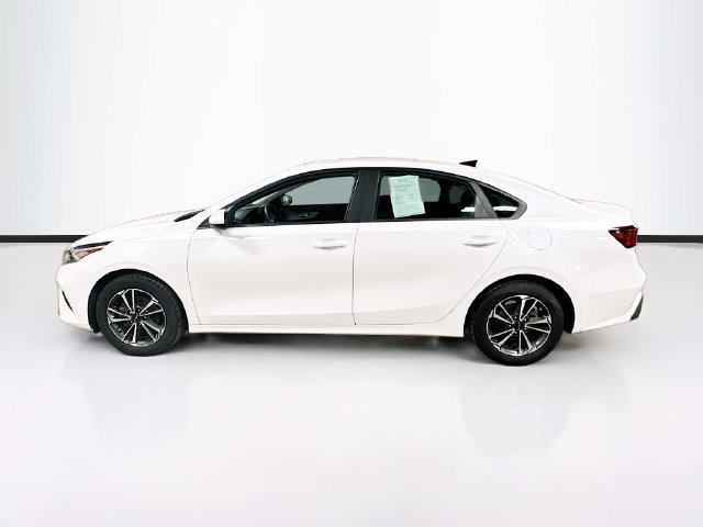 Certified 2023 Kia Forte LXS FWD image 4