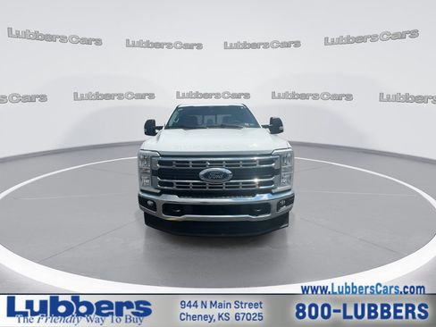 Used 2024 Ford F250 XLT w/ 360-Degree Camera Package AWD/4WD image 3