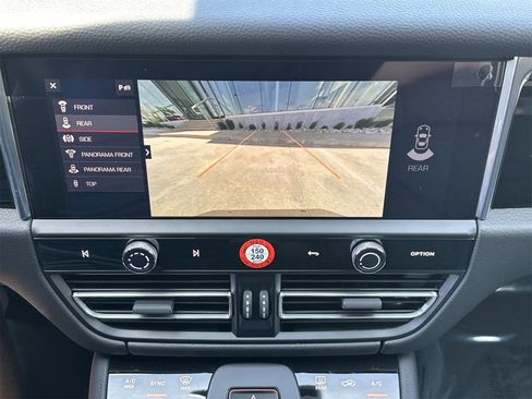 New 2025 Porsche Macan image 22