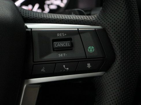 New 2025 Mitsubishi Outlander SE image 10