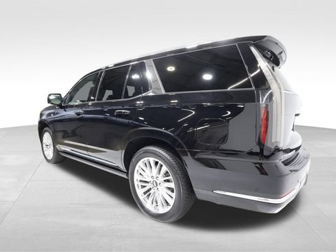 Certified 2025 Cadillac Escalade Premium Luxury w/ Touring Package AWD/4WD image 2
