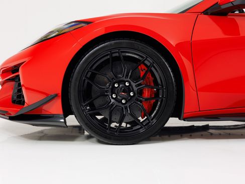 Used 2023 Chevrolet Corvette Z06 w/ Stealth Interior Trim Package RWD image 11