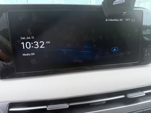 Used 2024 Hyundai Palisade Limited AWD/4WD image 9