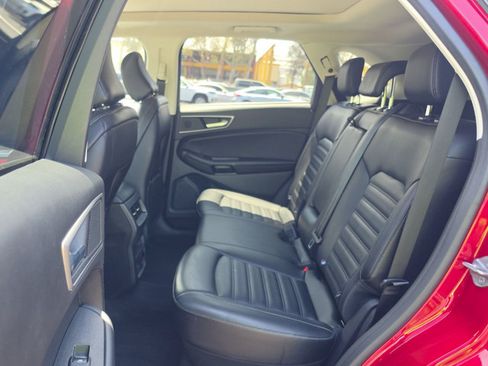 Certified 2023 Ford Edge SEL w/ Convenience Package AWD/4WD image 11
