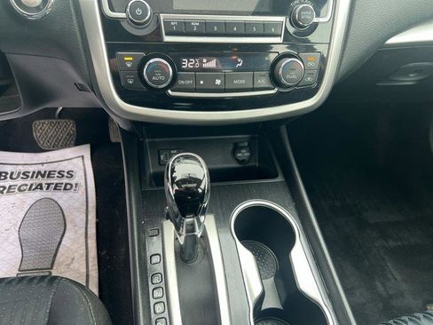 Used 2018 Nissan Altima 2.5 SV image 18