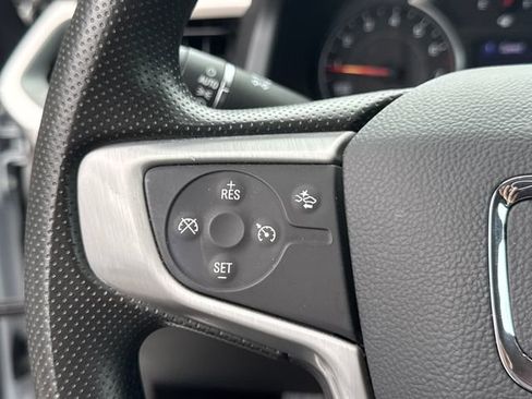 Used 2022 GMC Acadia SLE w/ Driver Convenience Package AWD/4WD image 26