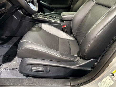 Used 2023 Honda Civic Touring image 13