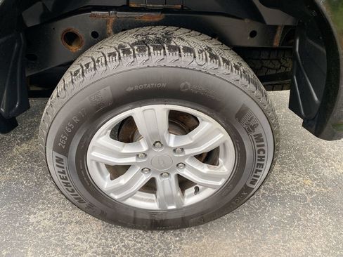 Used 2021 Ford Ranger XLT w/ FX4 Off-Road Package AWD/4WD image 2