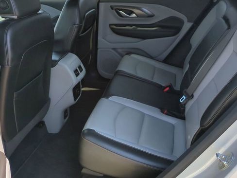 Used 2018 GMC Terrain SLT image 22