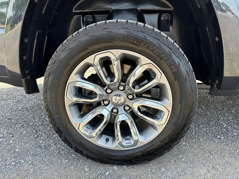Used 2020 RAM 1500 Laramie w/ Sport Appearance Package AWD/4WD image 21