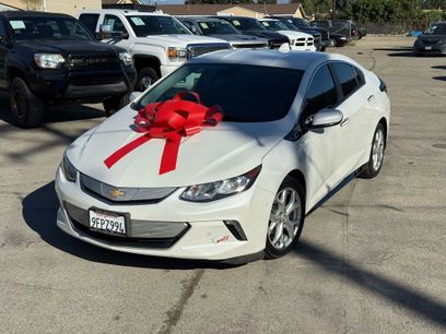 Used 2017 Chevrolet Volt Premier w/ Driver Confidence II Package