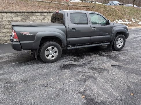 Used 2012 Toyota Tacoma 4x4 Double Cab image 3