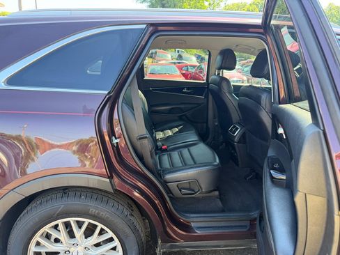 Used 2016 Kia Sorento EX FWD image 15