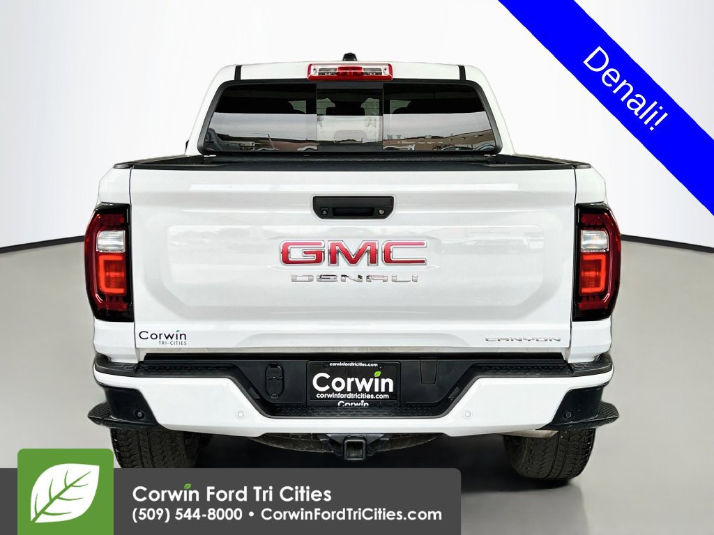 Used 2024 GMC Canyon Denali AWD/4WD image 13